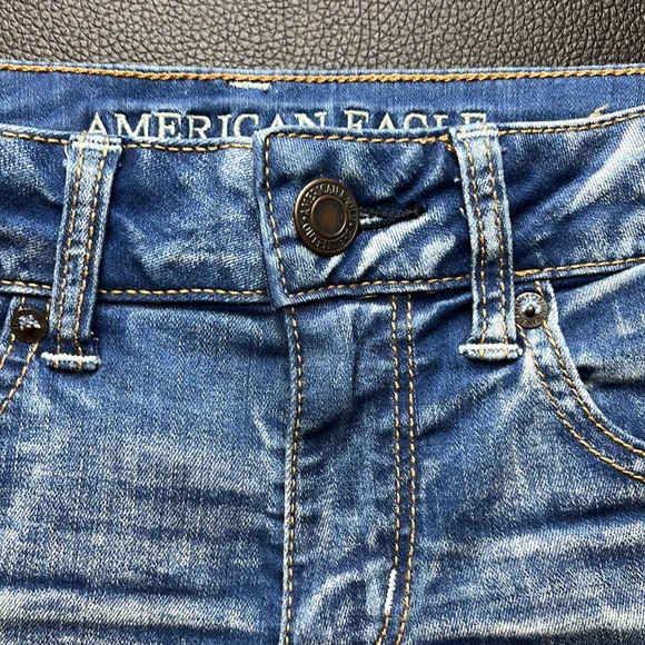 American Eagle Super Stretch Distressed Midi Shorts - Picture 2 of 7